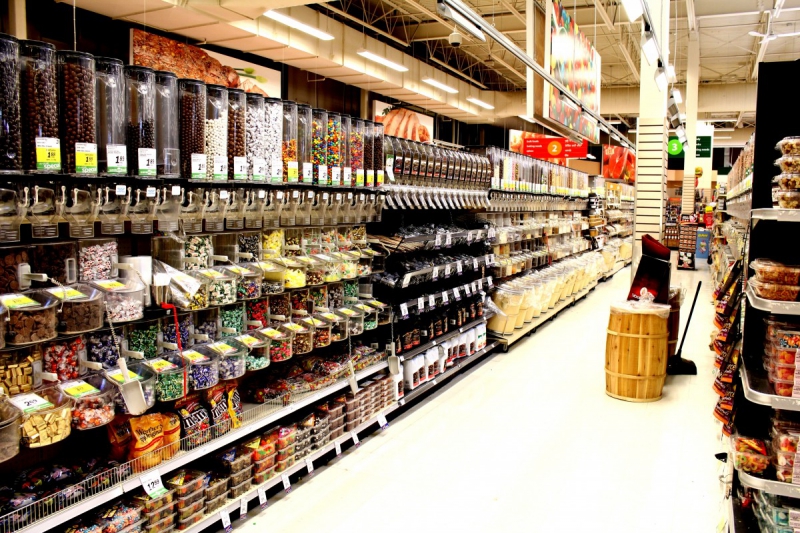magasin-HYERES-min_retail_grocery_supermarket_store_food_shopping_market_shop-613228